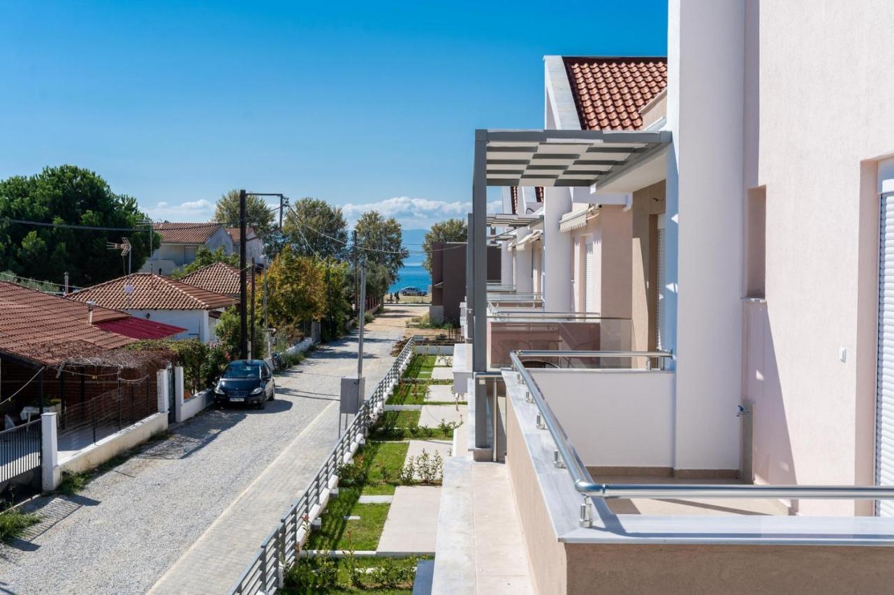 Dionysos Residential Complex Apartment Ofrinion Ngoại thất bức ảnh