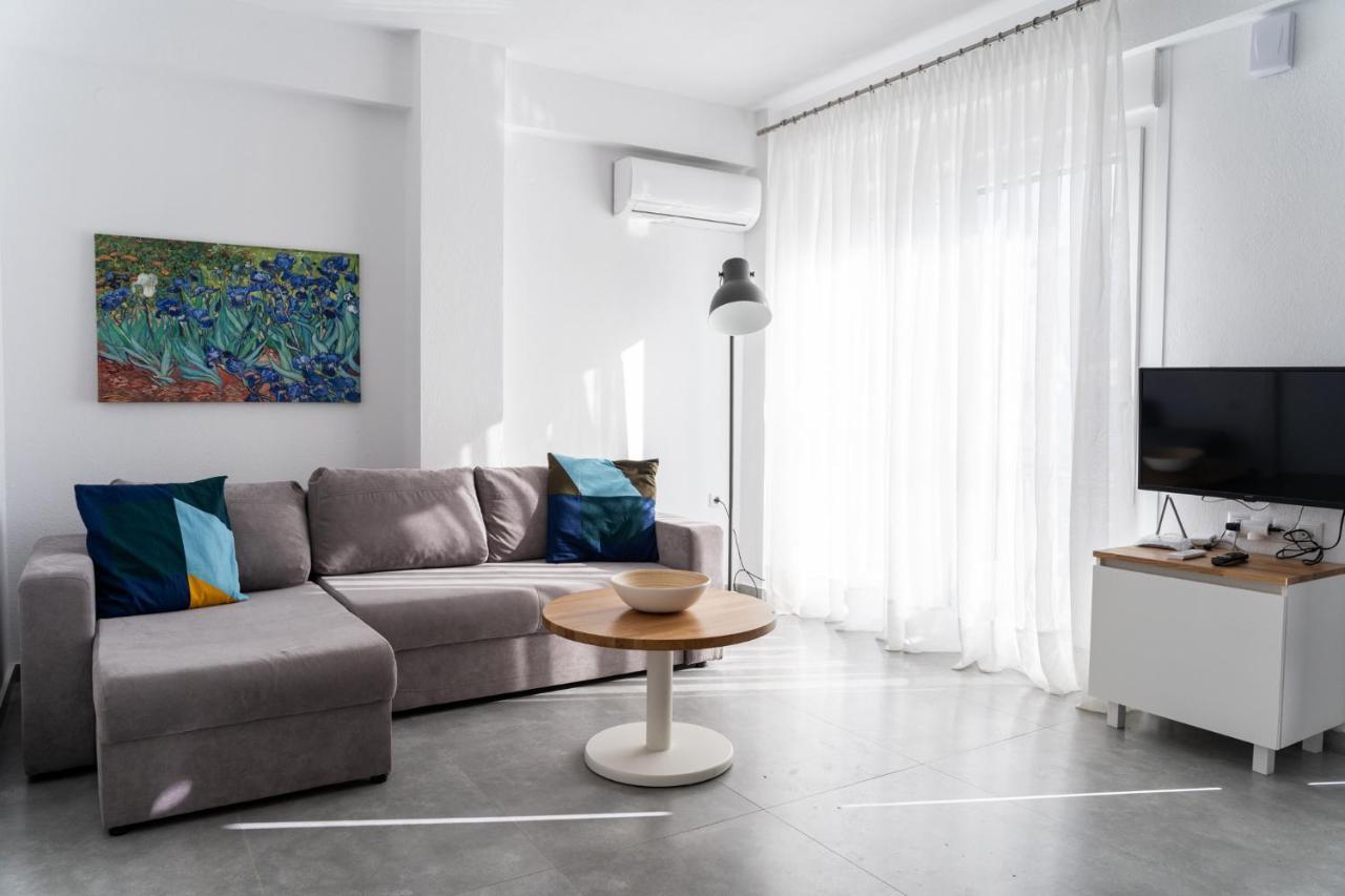Dionysos Residential Complex Apartment Ofrinion Ngoại thất bức ảnh